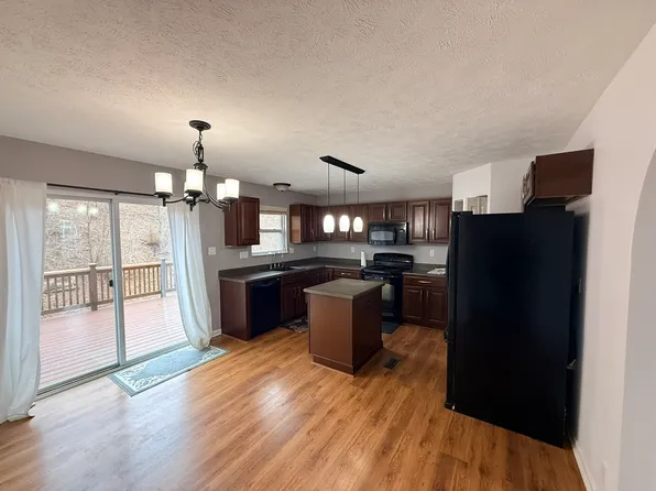 2293 Flint Dr, Washington, PA 15301