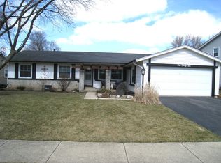 146 Tottenham Ln, Elk Grove Village, IL 60007