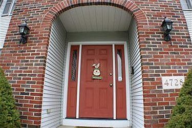 4th image of 4728 Fox Run Dr