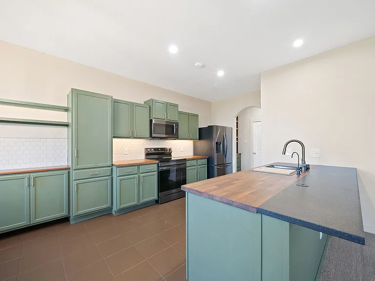 12241 Cashton — Photo 34