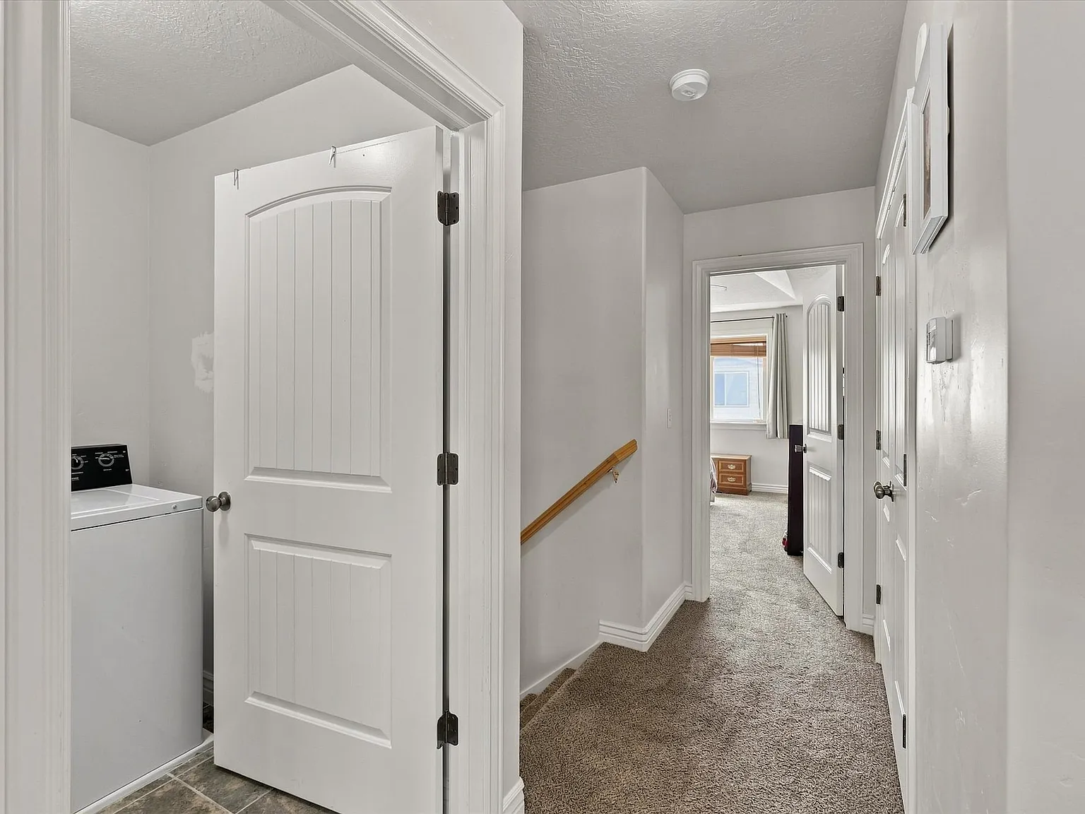 3 bed, 2.5 bath, 1556 sqft, $1,800 — Photo 4