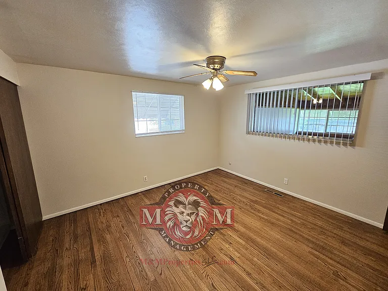 7059 S Brookhill Dr — Photo 6