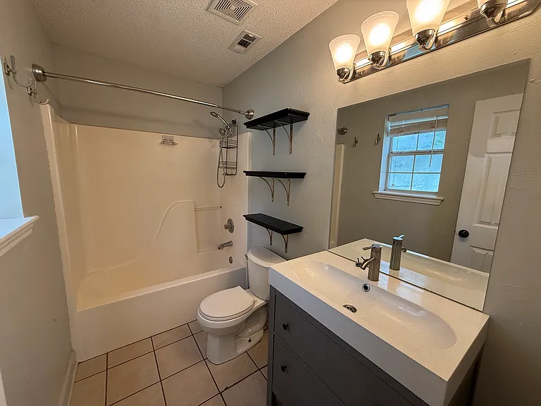 34 Magnolia Dr — Photo 8