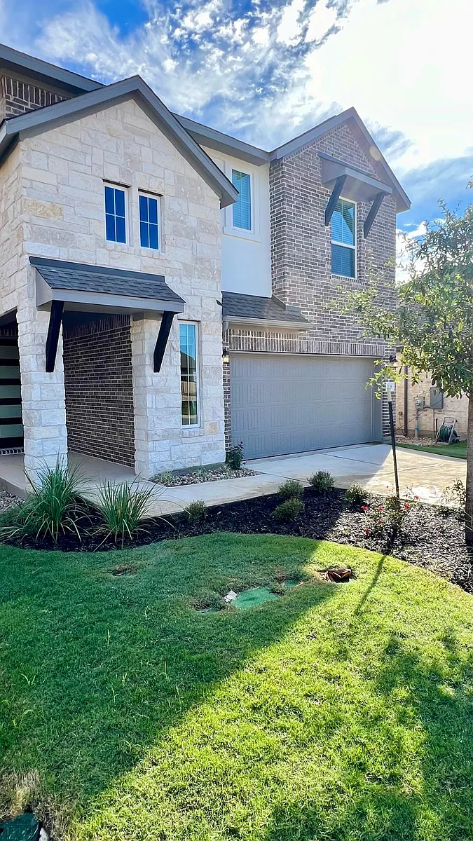 Building Photo - 2128 Stampede Dr