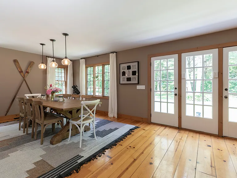 145 Sandy Hollow Rd — Photo 6