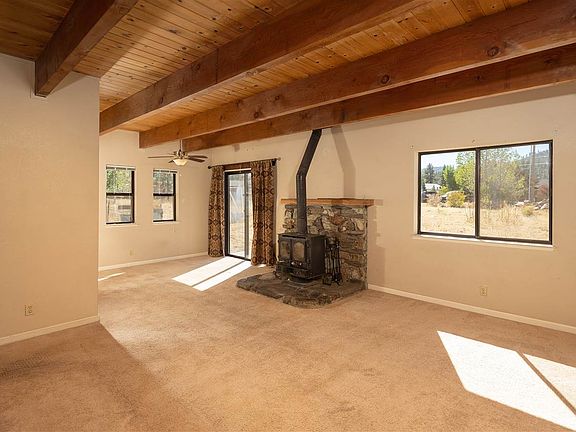 3rd image of 513 Longhorn Dr