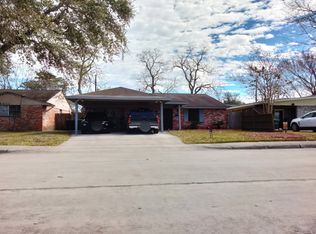 14215 Bathurst Dr, Houston, TX 77045