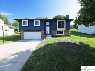 12935 Crown Point Ave, Omaha, NE 68164