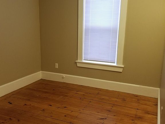 5th image of 35 Beckford St Unit 1