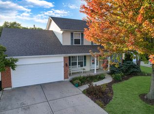 41 Raven Dr, Aurora, IL 60506