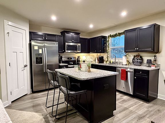 3rd image of 328 Carothers Way