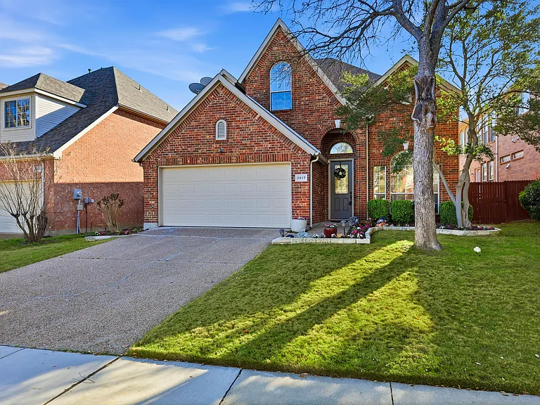 2917 Waterford Dr — Photo 12