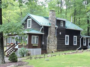 173 S Lake Dr, Lake Harmony, PA