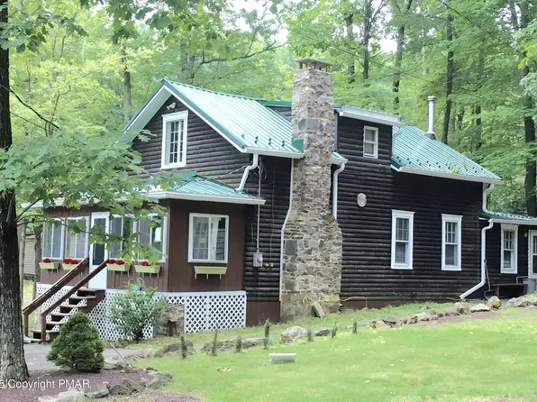 173 S Lake Dr, Lake Harmony, PA 18624