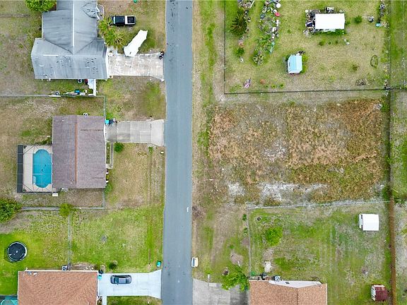 3rd image of 1050 Starfire St SE