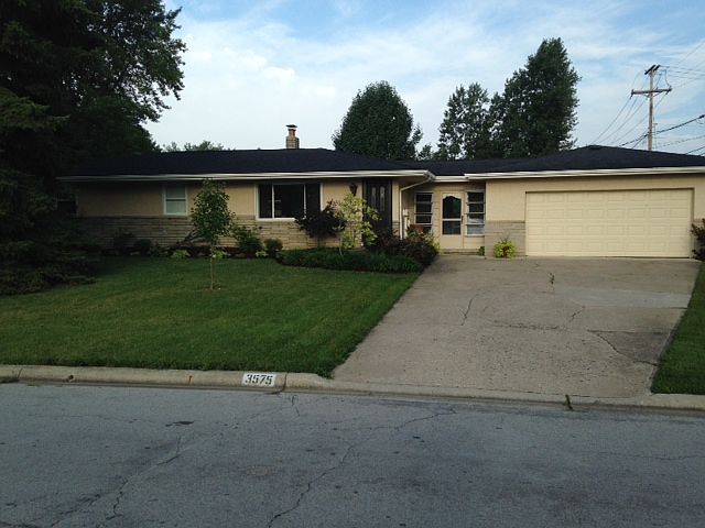 1st image of 3575 Heywood Dr