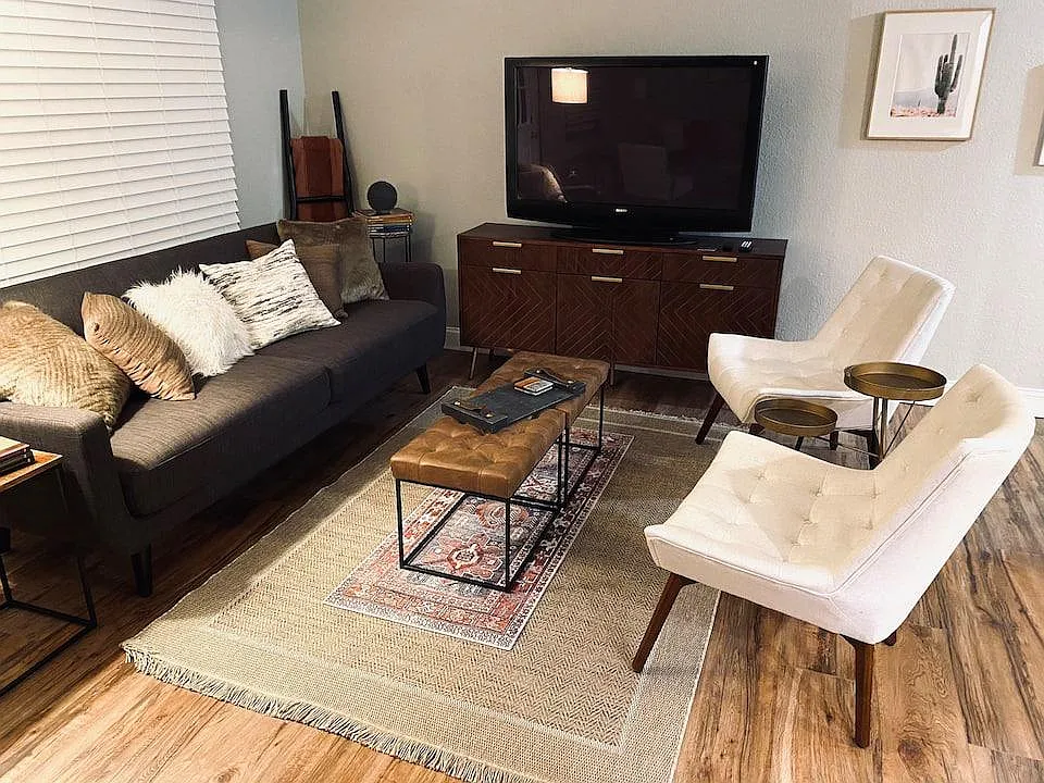 118 Johnson Rd — Photo 3