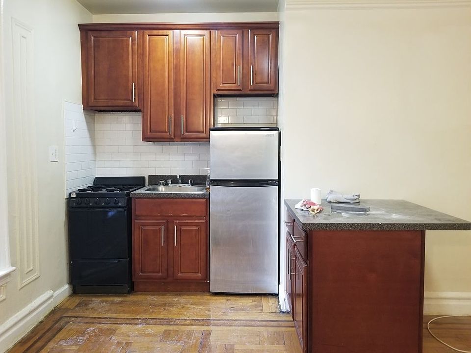 1st image of 2111 Beekman Pl #J4