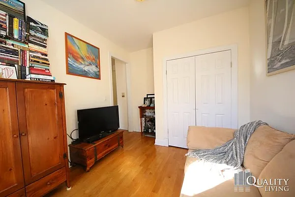 Rented by (Legacy) NY Quality Living Uptown | media 49