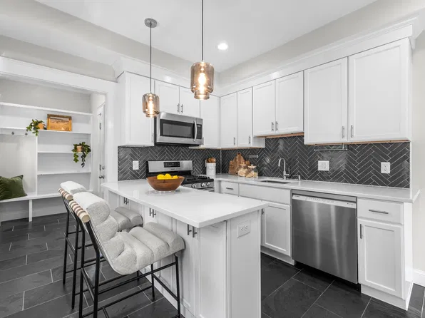 14 Marie St #3, Boston, MA 02122