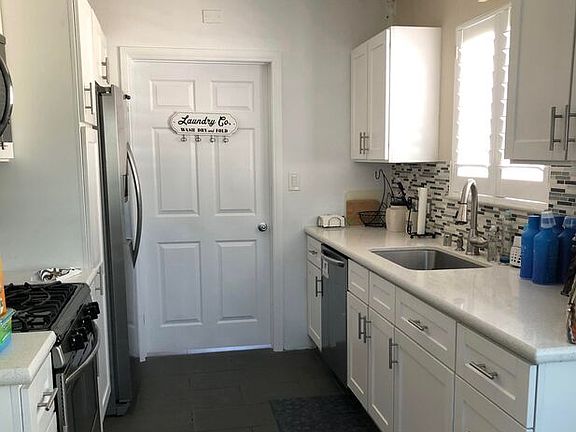 4th image of 4437 Elmer Ave