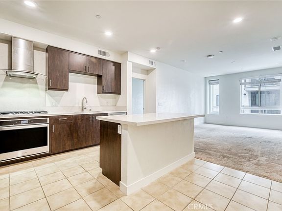 3rd image of 1226 Nolita
