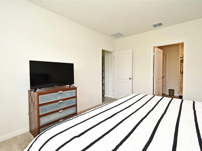 440 Baroness Way — Photo 30