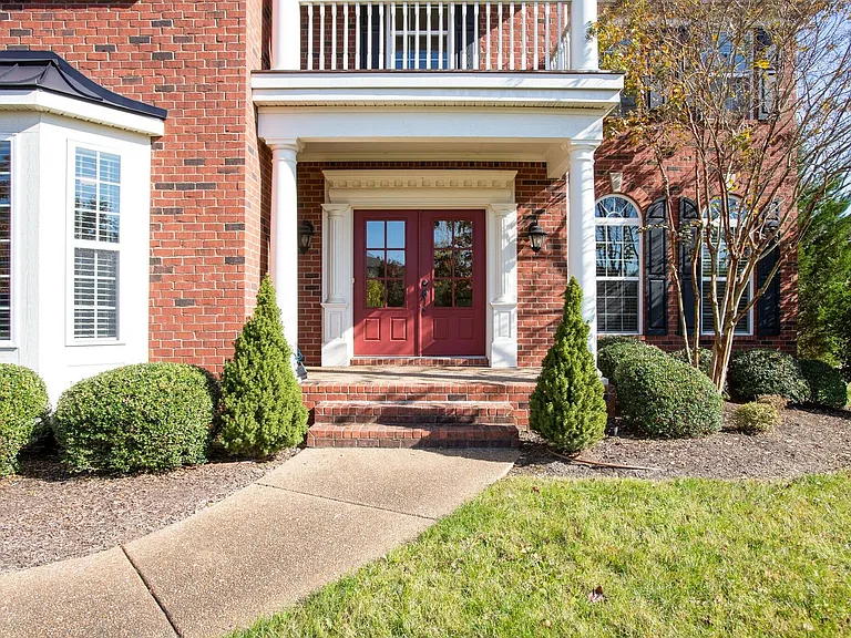 417 Gambrel Ct — Photo 48