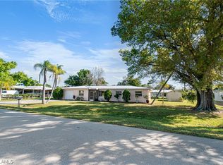 2136 Stevenson Rd, North Fort Myers, FL 33917