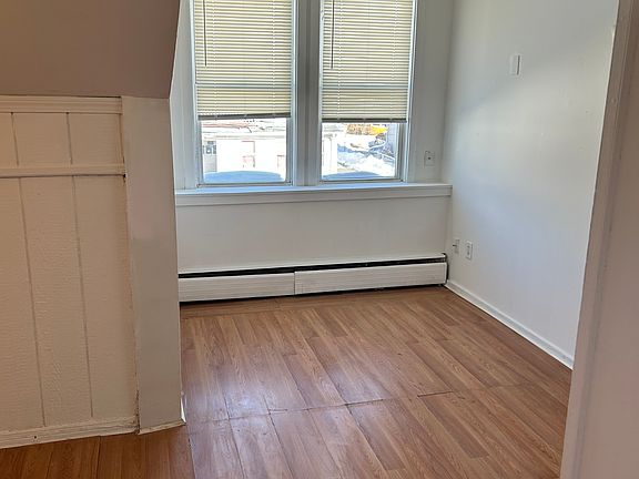 4th image of 9 Cherry St APT 1B