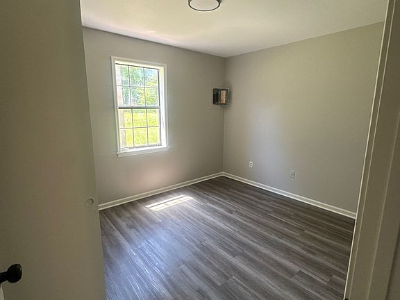 5th image of 207 Highland St APT 2