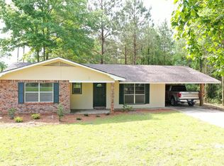 6 Fall St, Laurel, MS 39443
