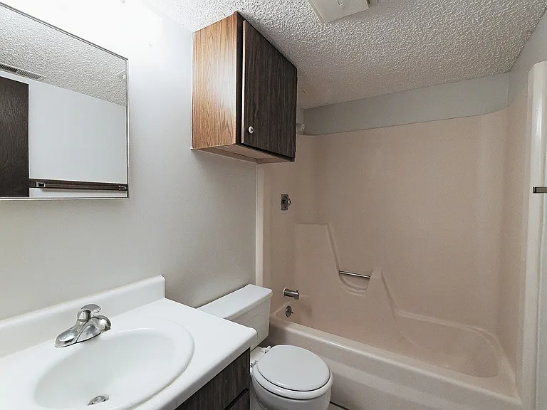 2600 North 35th St — Photo 10