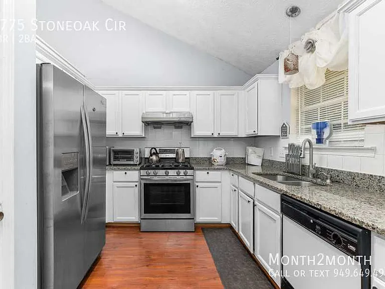 1775 Stoneoak Cir — Photo 5