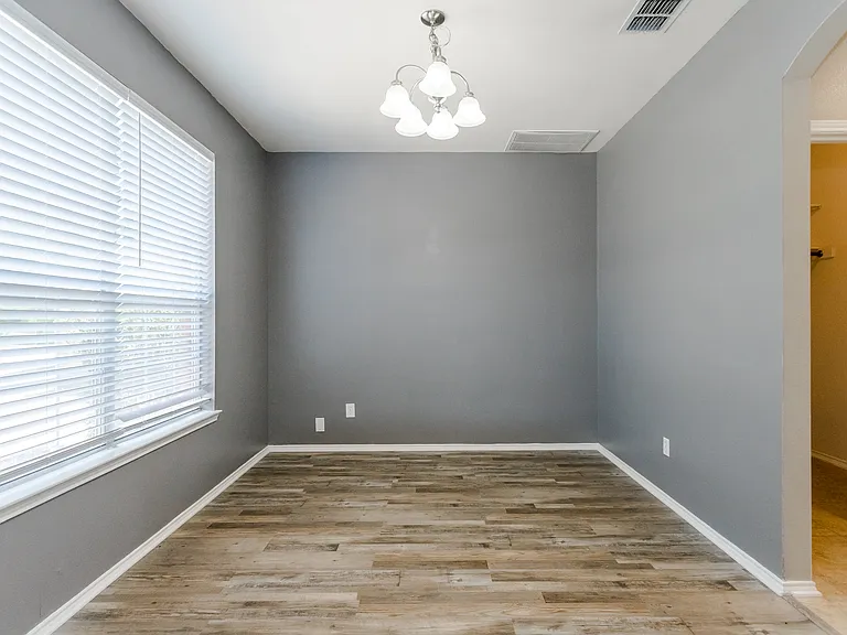 203 Arabian Rd — Photo 7