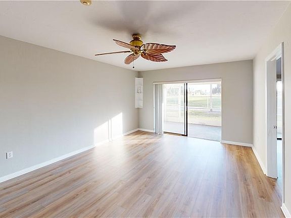 5th image of 2231 E 5th ST #106
