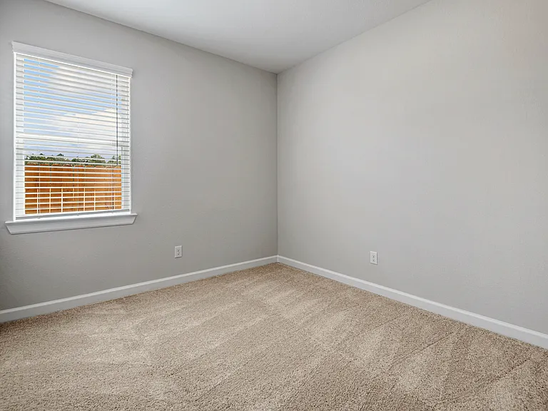Secondary bedroom
