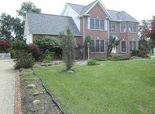 7213 Blackwell Dr, Bedford, OH