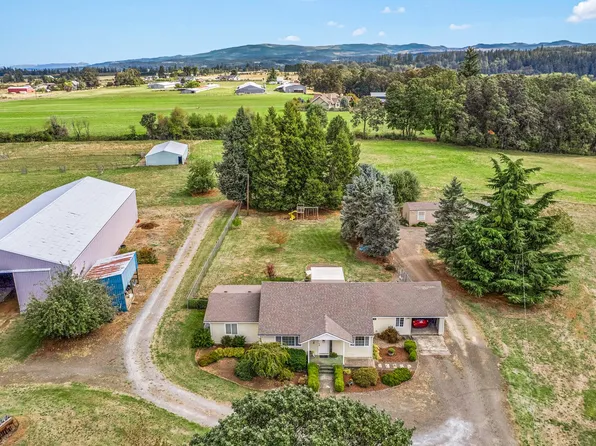 34186 S Sawtell Rd, Molalla, OR 97038