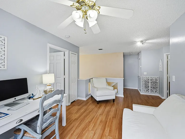 15073 Oak Chase Ct — Photo 25
