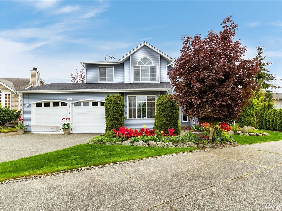 1st image of 1310 90th Ave NE