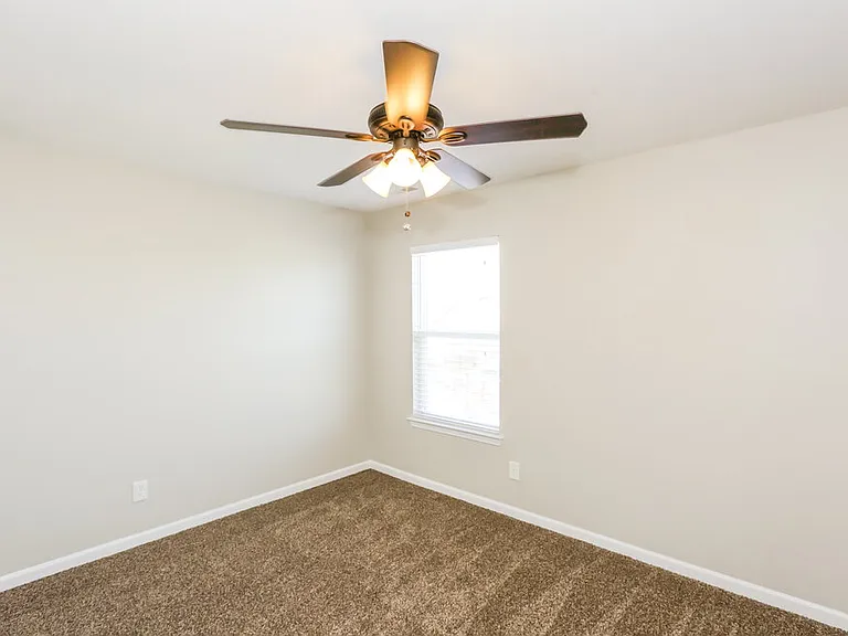 4823 Sunburst Ln — Photo 12