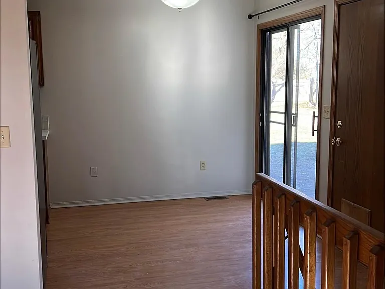 2114 N Sunridge St — Photo 8