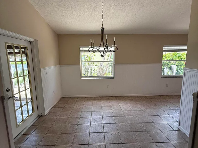 5140 Marla Dr — Photo 12
