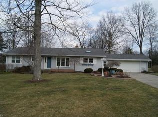 221 Northview Rd, Canfield, OH 44406