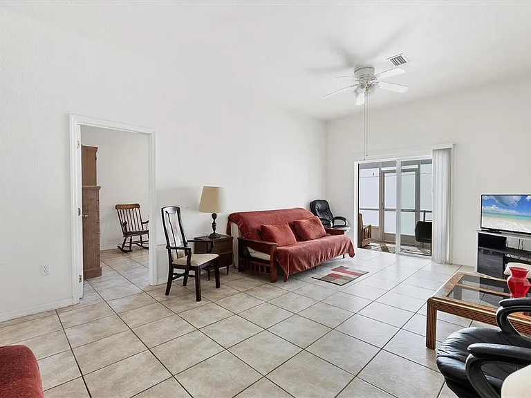 12113 Capilla Ln — Photo 11