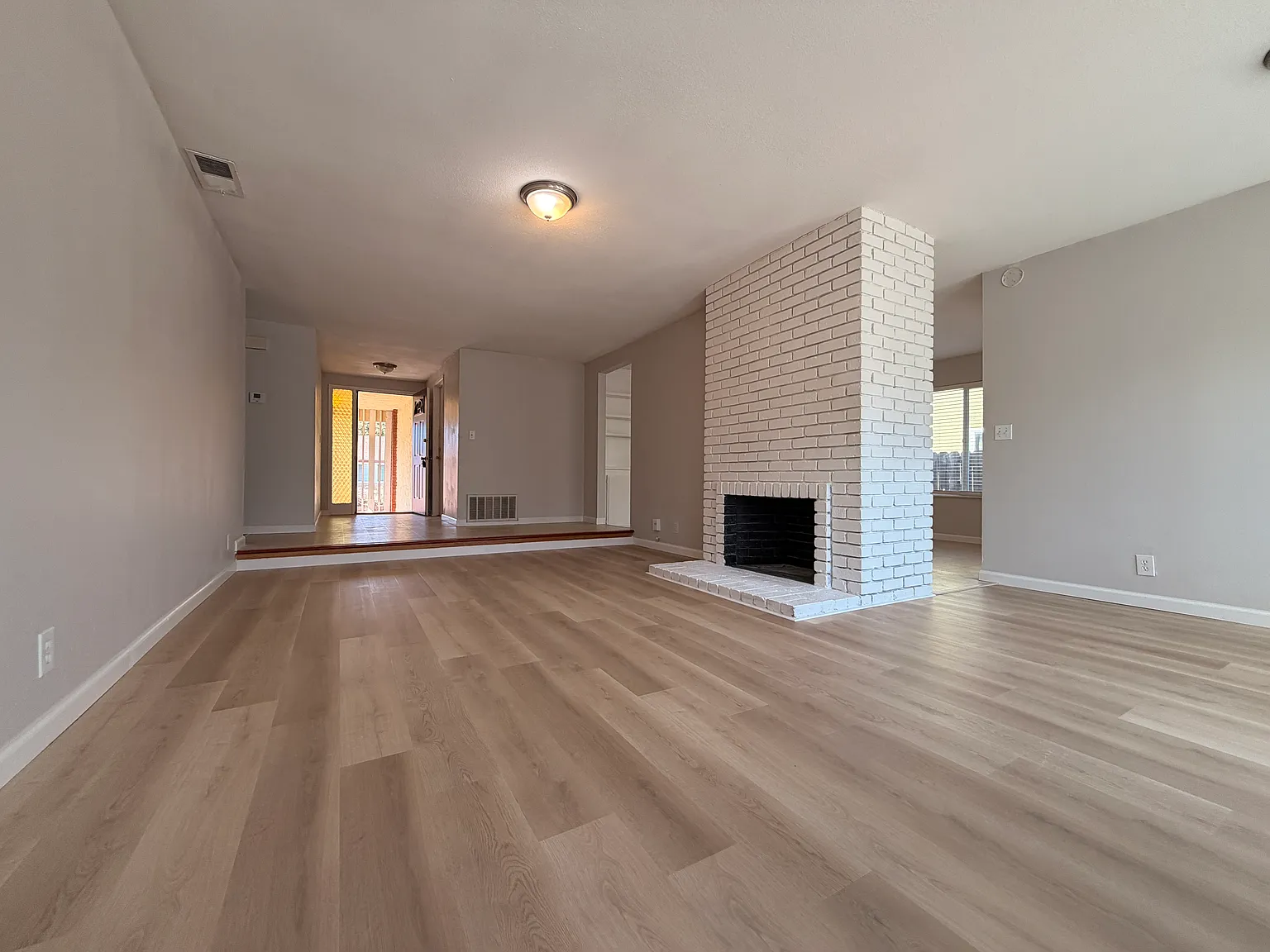 4 bed, 1525 sqft, $3,000 — Photo 3