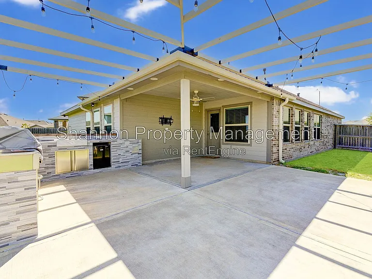 9547 Summer River Dr — Photo 28