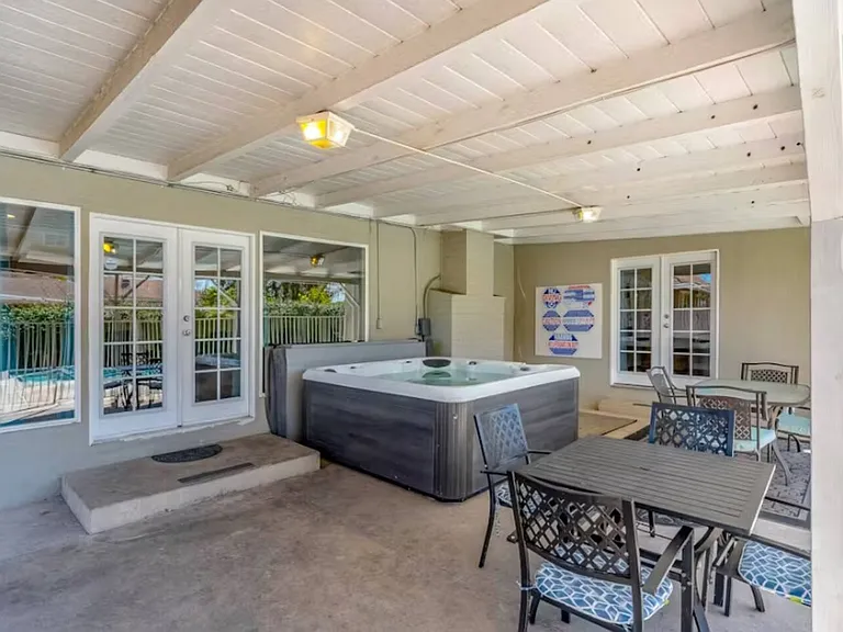 1516 W Brande Ave — Photo 22