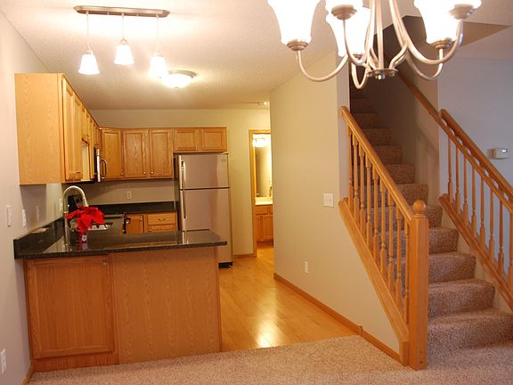 Kitchen/ Dining Room